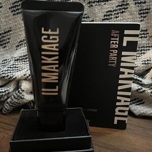 IL MAKIAGE 
AFTER PARTY FOUNDATION